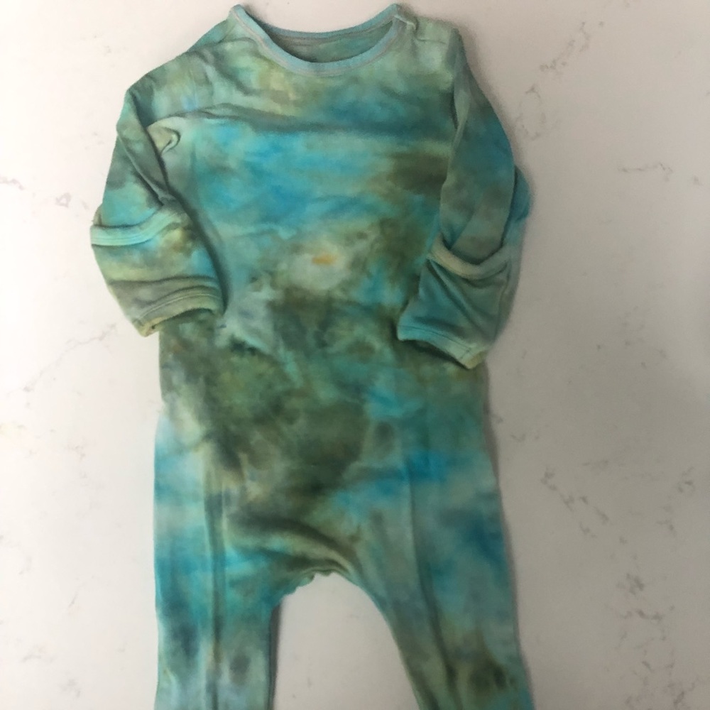 0-3m Rags to Raches Peek a booty